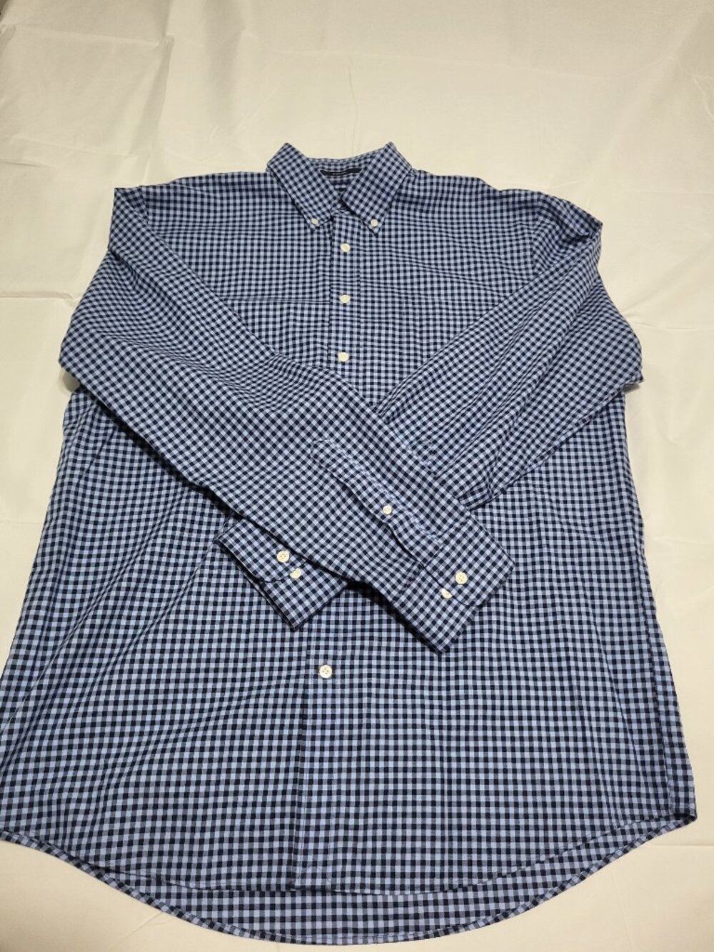 Lands’ End No Iron Twill Long Sleeve Shirt – Size Large Tall (LT)